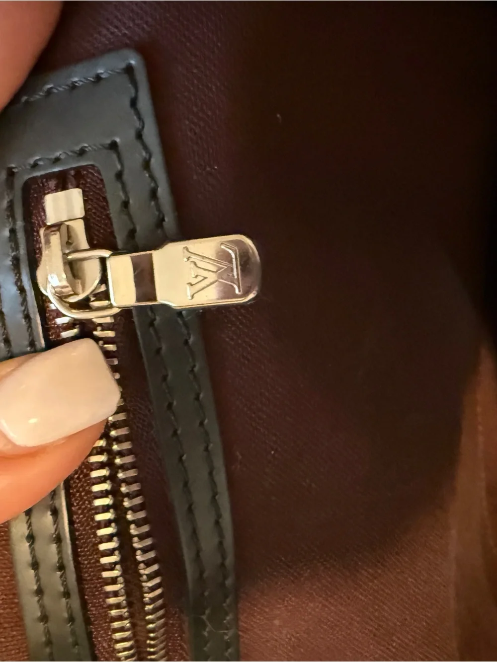 Louis Vuitton 100% authentic